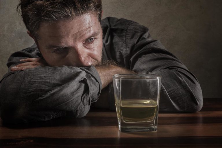 how-to-beat-alcohol-addiction-alcohol-addiction-therapy-fl